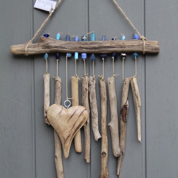 Oregon Coast Driftwood Bundle of 50 Pieces (4 Inches to 6 Inches) - Picture 4 of 14